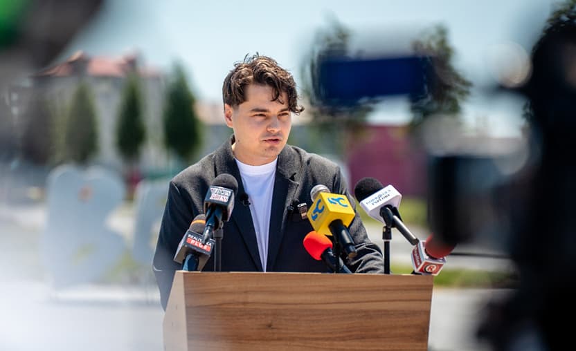 Selly lansează VALIZA.RO, agenție de turism pentru Generația Z